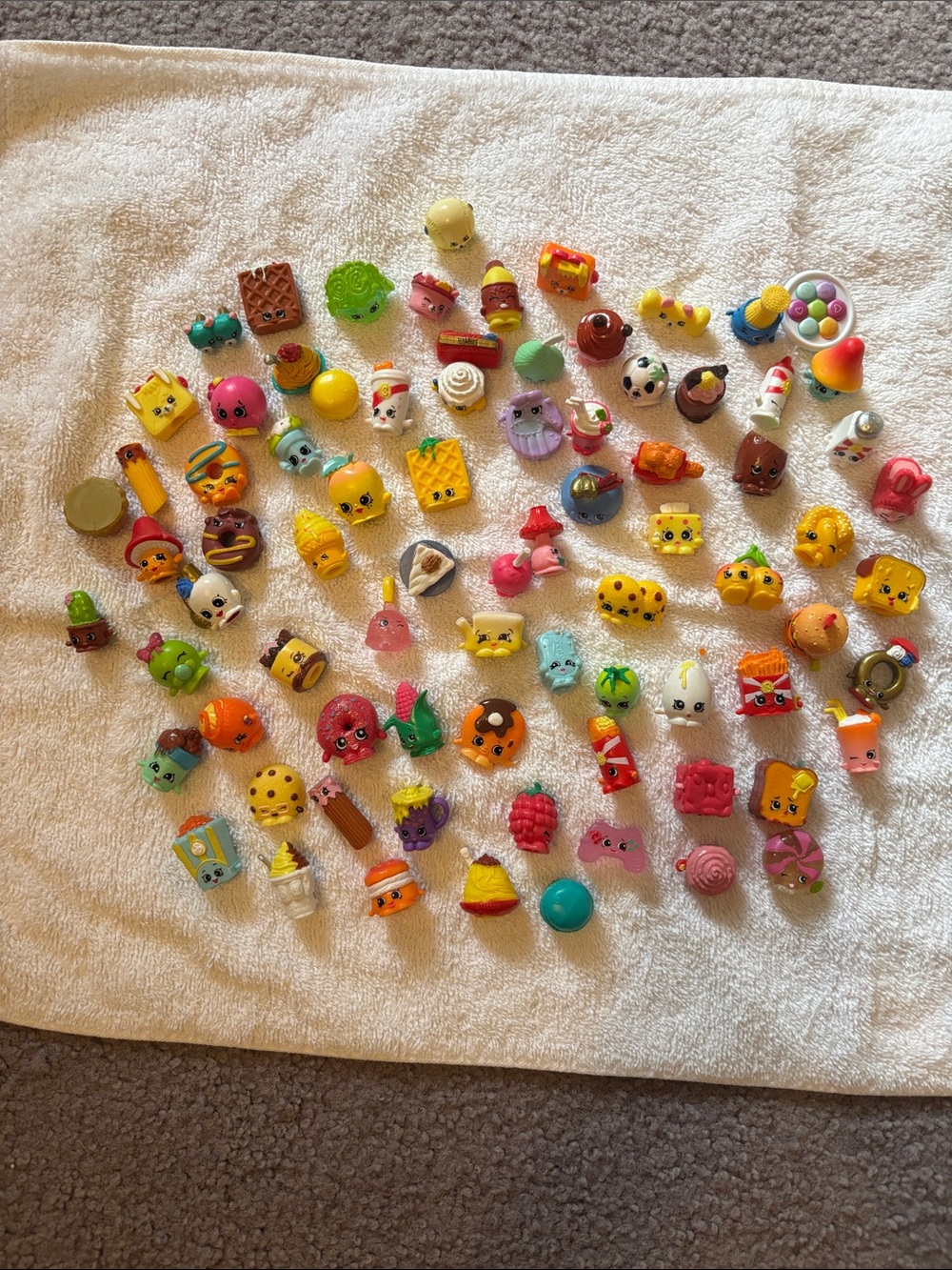 Lot of 78 Shopkins